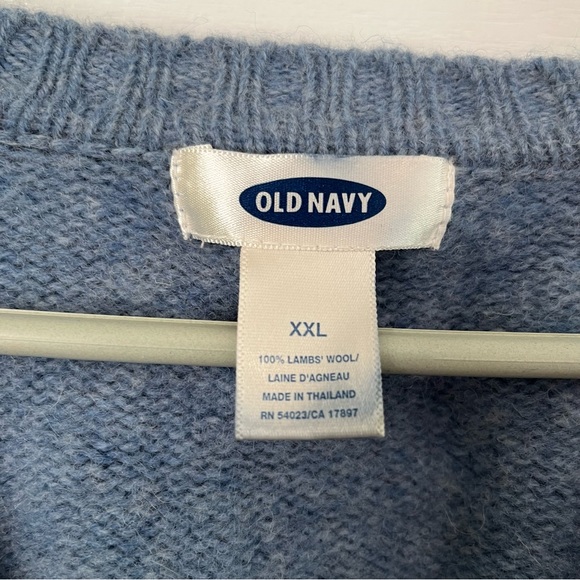 Vintage 90’s Old Navy 100% lambswool knit v-neck sweater - Picture 2 of 5
